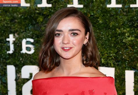 maisie williams desnuda|Maisie Williams .